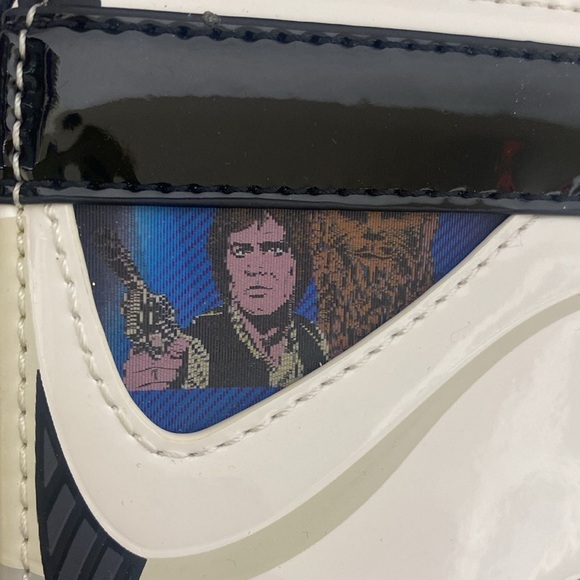 Loungefly Star Wars lenticular - Picture 5 of 10